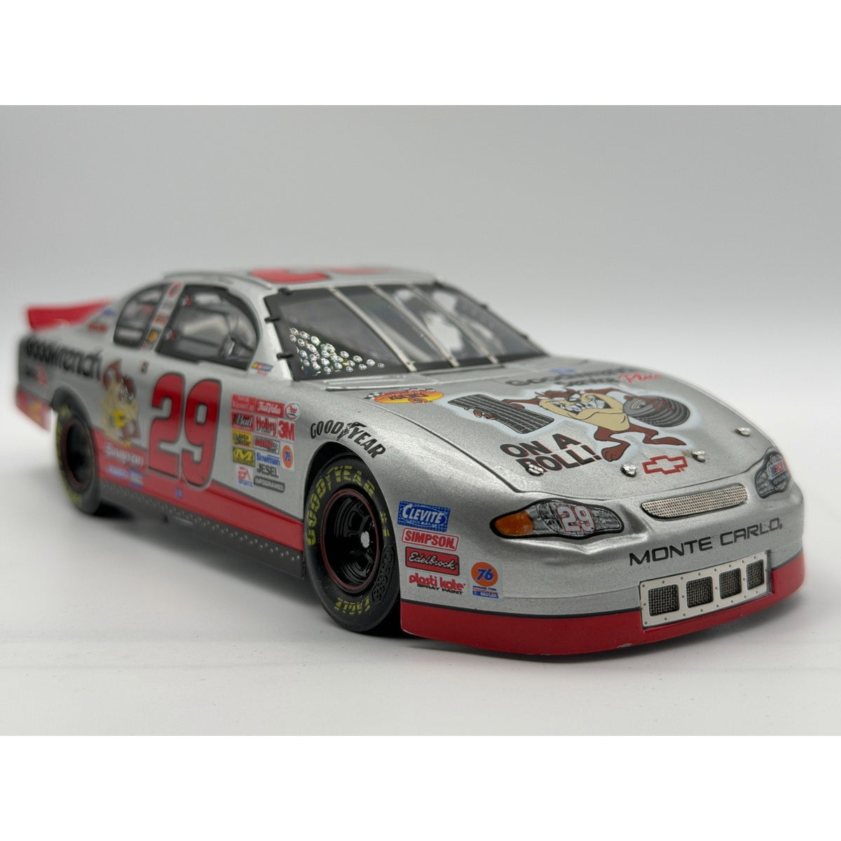 Kevin Harvick #29 GM Goodwrench Looney Tunes 2001 Elite Rookie 1/5996