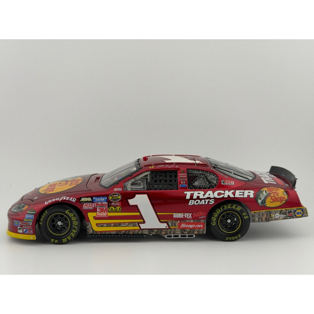 Martin Truex Jr. #1 Bass Pro Shops 2005 Monte Carlo RCCA Club Car 1/408 DIN 210
