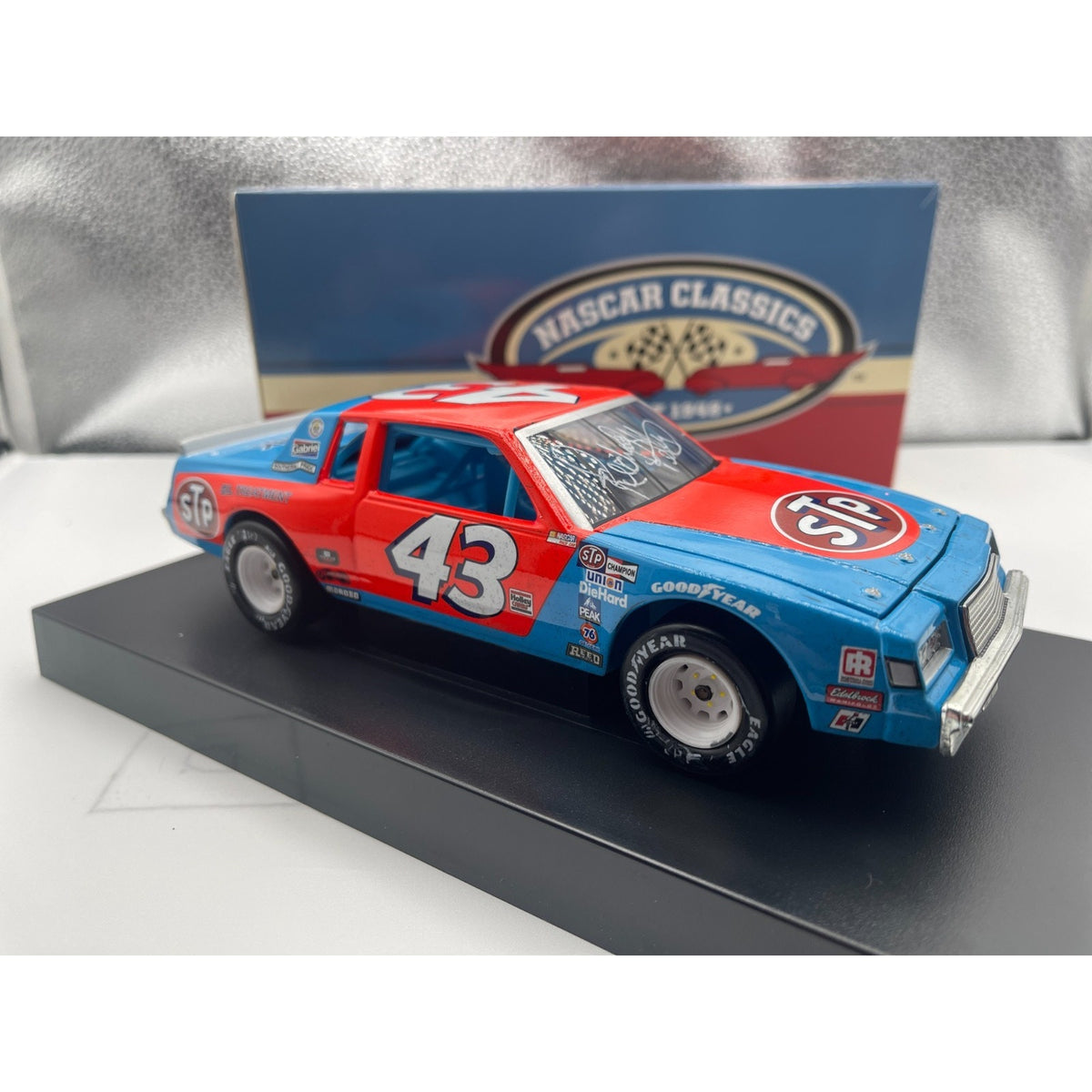 Richard Petty #43 STP 1981 North Wilkesboro Win 1981 Buick Autographed 1 of 372