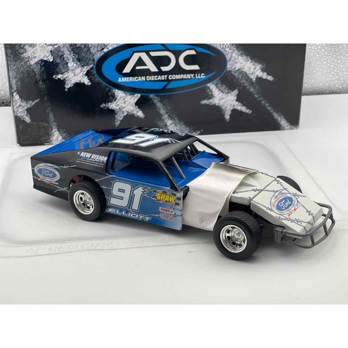 Bill Elliott #91 Ford ADC Dirt Track Car Autographed 124 1 of 500 NASCAR
