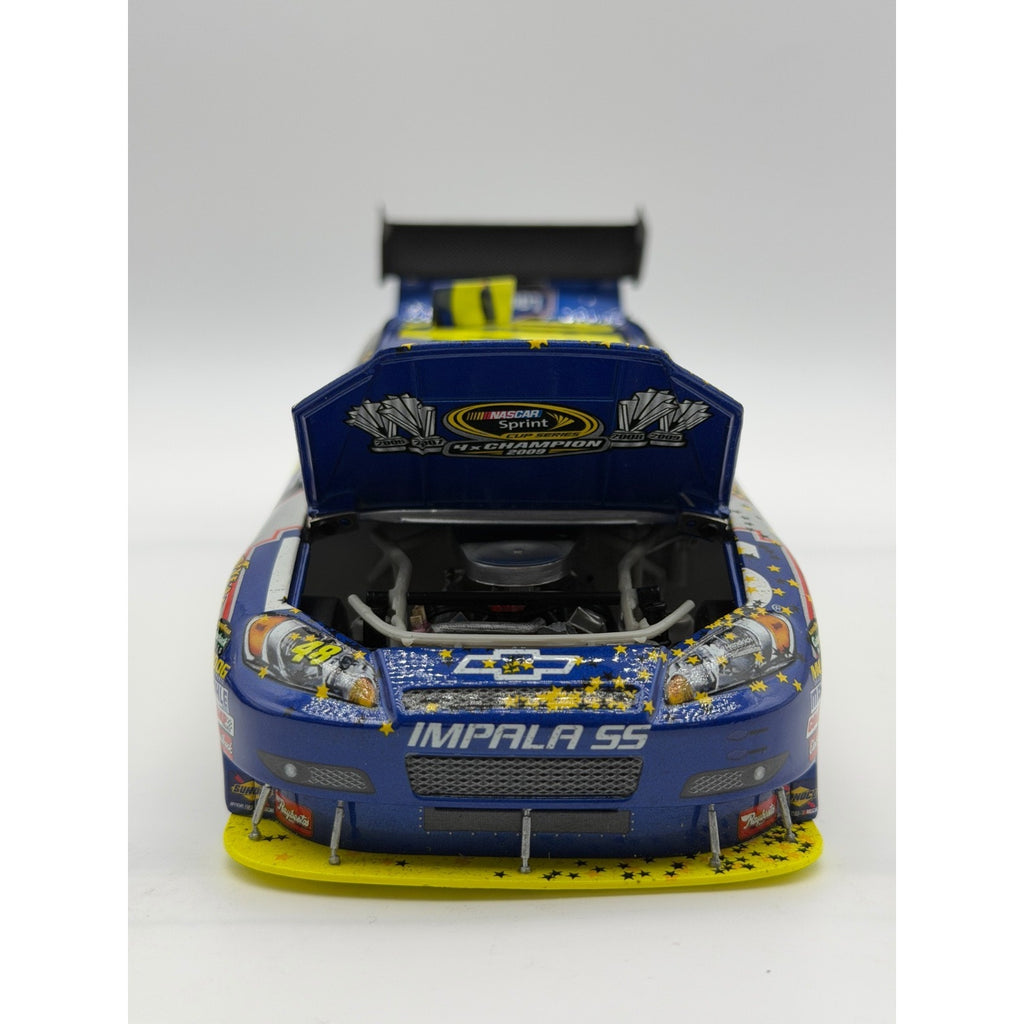 Jimmie Johnson #48 Lowe's 2009 Sprint Cup Champ Raced Version 1/5572 DIN 2549