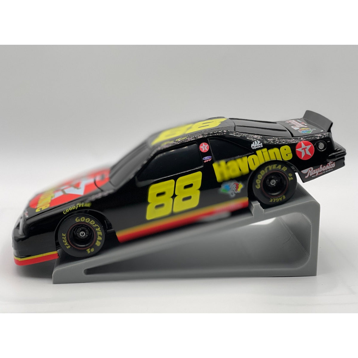 Ernie Irvan #88 Texaco Havoline 1995 Thunderbird Autographed Promo BWC 1:24