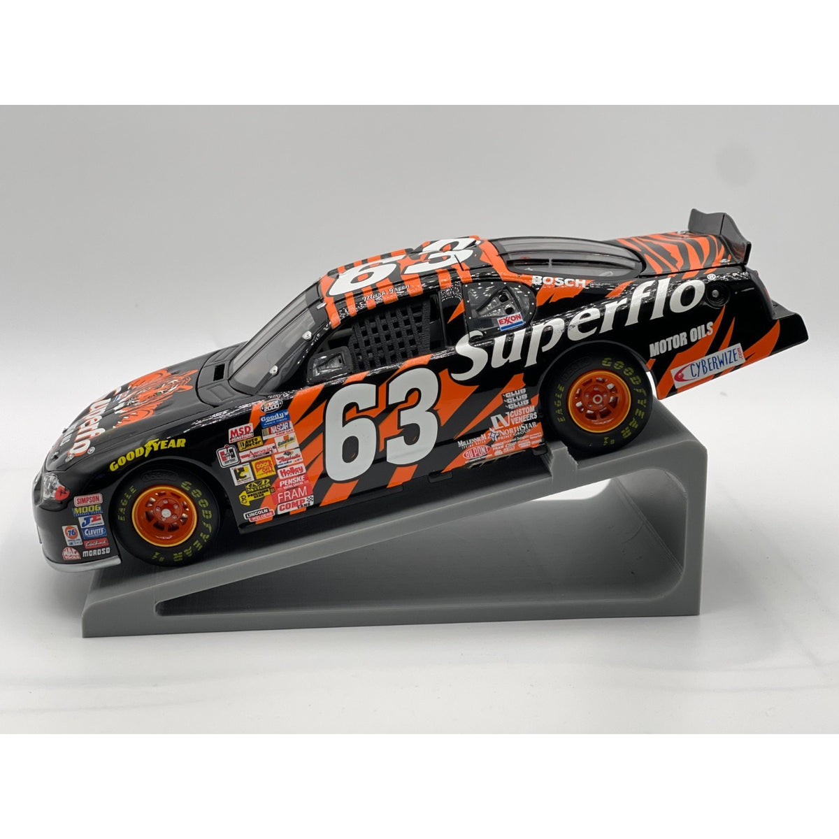 Mark Green #63 Exxon Superflo 2000 Monte Carlo Team Caliber Owners Series 1:24