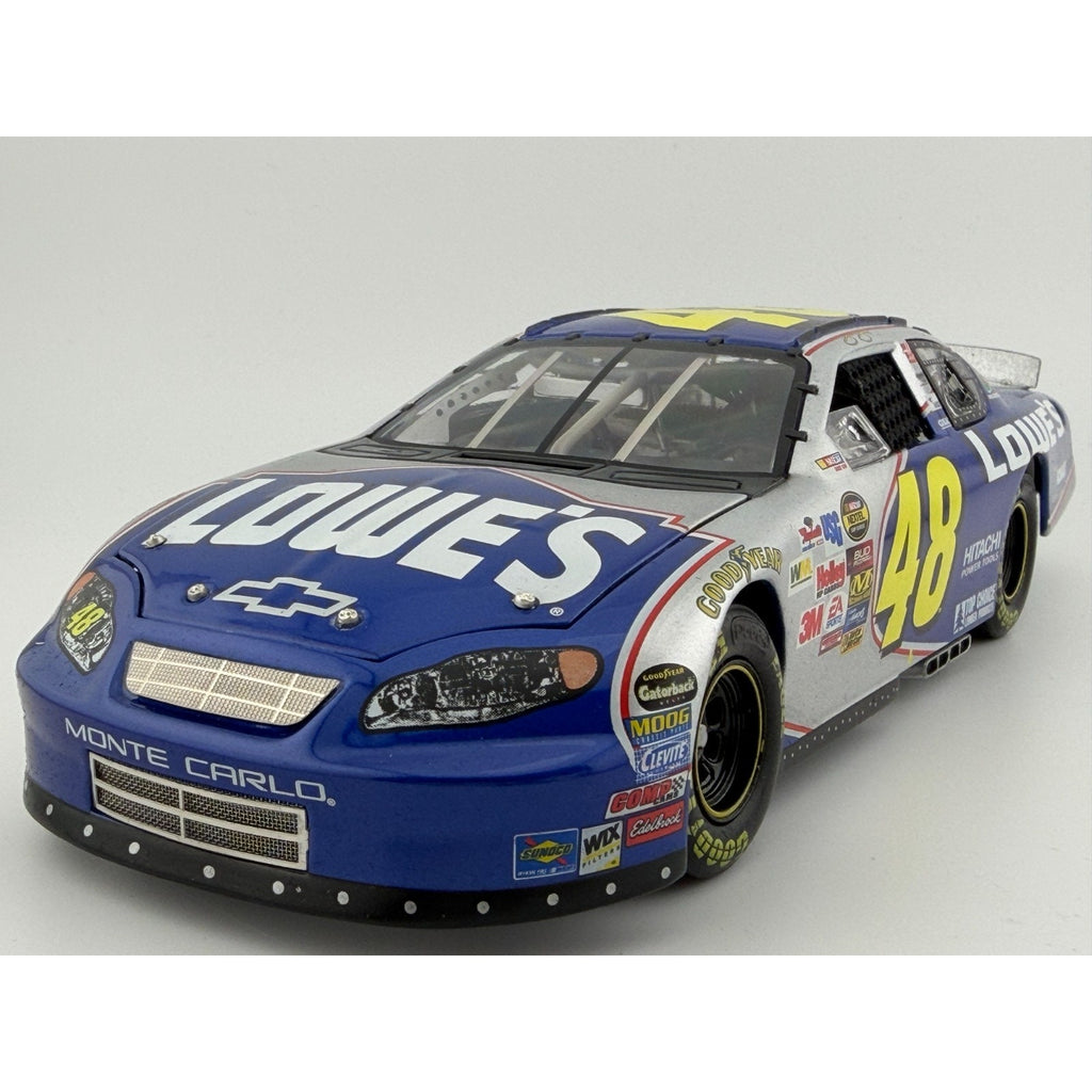 3/4 Front Hero — Jimmie Johnson #48 Lowe's 2005 Monte Carlo ELITE 1/504 DIN 285 1:24