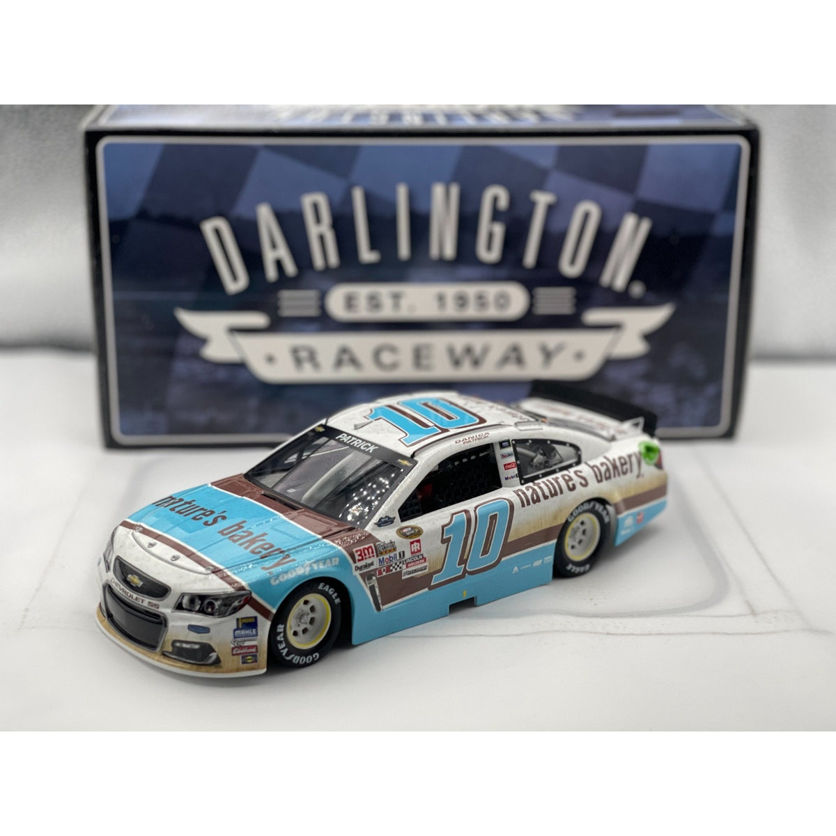 Danica Patrick #10 Nature’s Bakery Darlington 2016 SS 1 of 709
