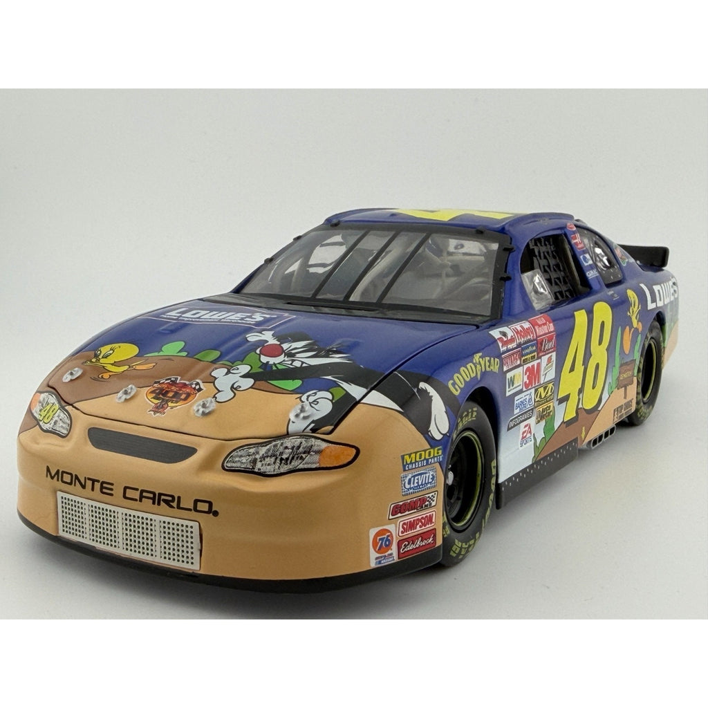 Jimmie Johnson #48 Lowe's Looney Tunes Rematch 2002 Monte Carlo 1/25212 1:24