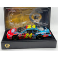 Jeff Gordon #24 DuPont 2004 Monte Carlo ELITE Color Chrome 1/804 DIN 36