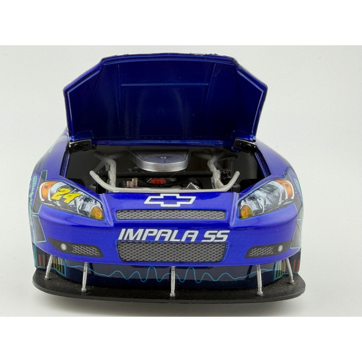Jeff Gordon #24 Foundation Speed Racer 2009 Impala SS 1/1572 DIN 446 1:24