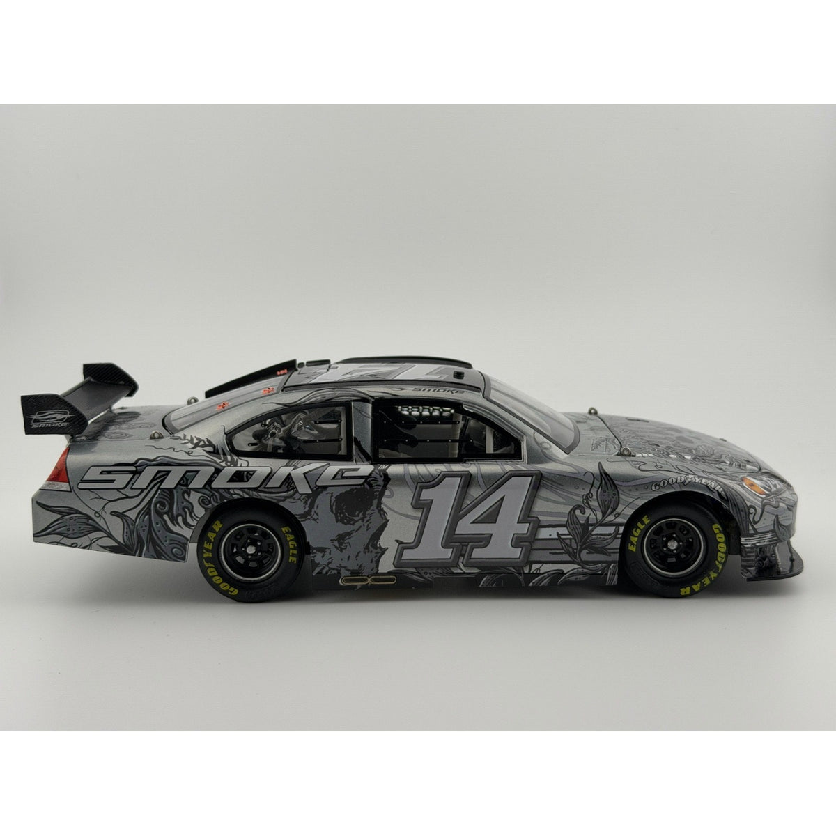 Tony Stewart #14 Smoke 2010 Impala 1 of 3242 DIN 2803 Action NASCAR Diecast