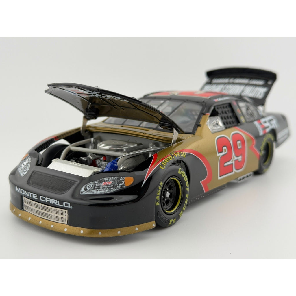 Bobby Labonte #29 ESGR Army Reserve 2004 Monte Carlo 1:24 1 of 4824 NASCAR