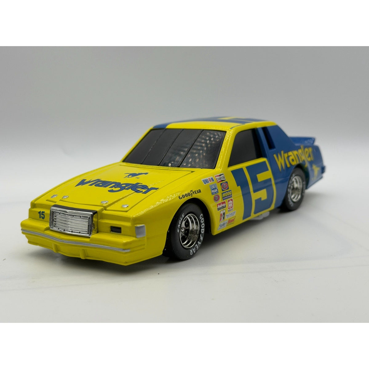 Dale Earnhardt #15 Wrangler 1982 Thunderbird Black Window Car 1/2508