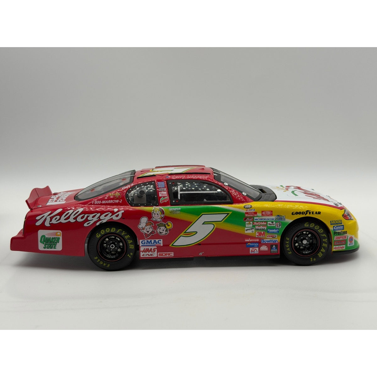 Terry Labonte #5 Kellogg's 2000 Monte Carlo Team Caliber 1/2340 DIN 506