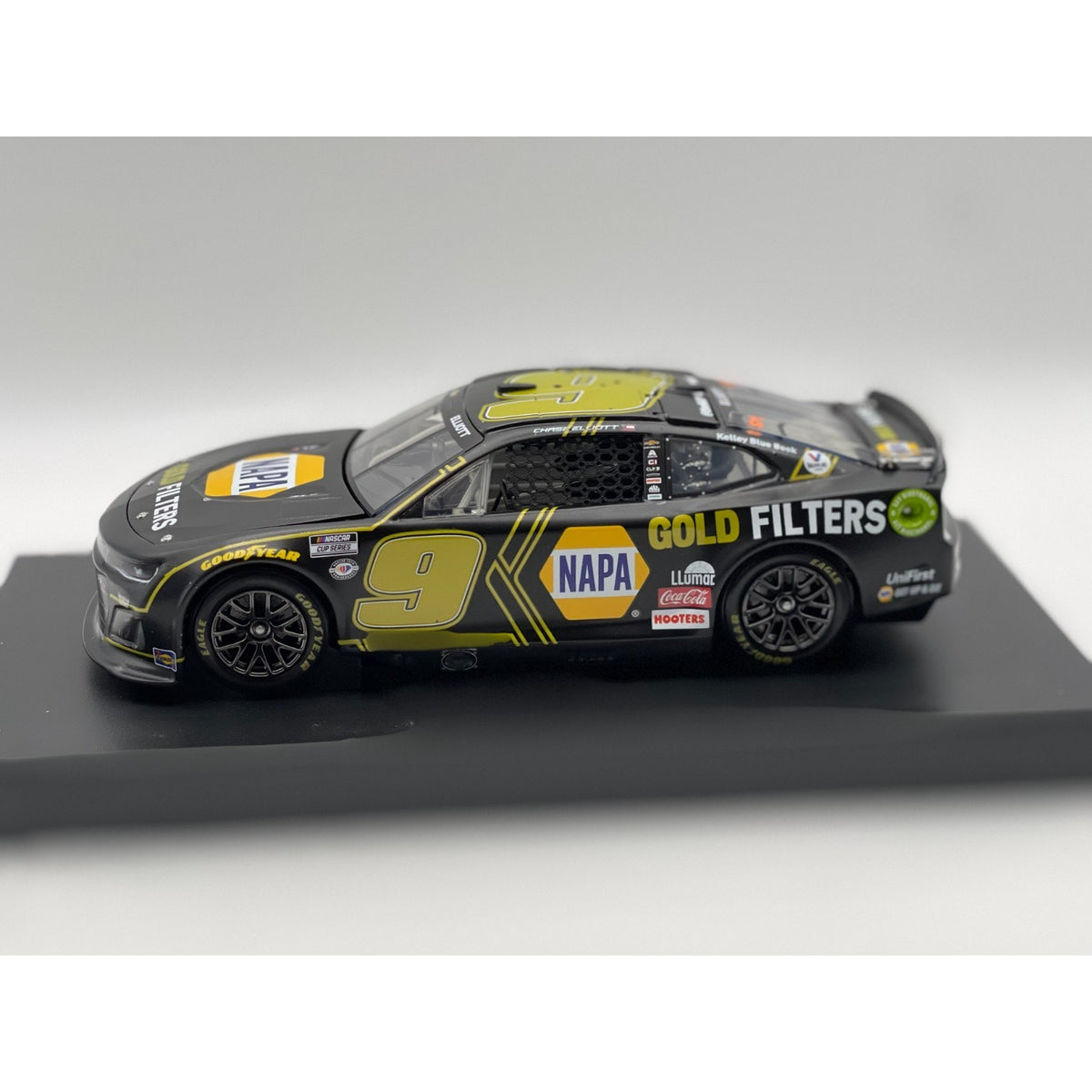 Chase Elliott #9 NAPA Gold Filters 2023 Camaro ZL1 ELITE 1:24 1/293 DIN 49