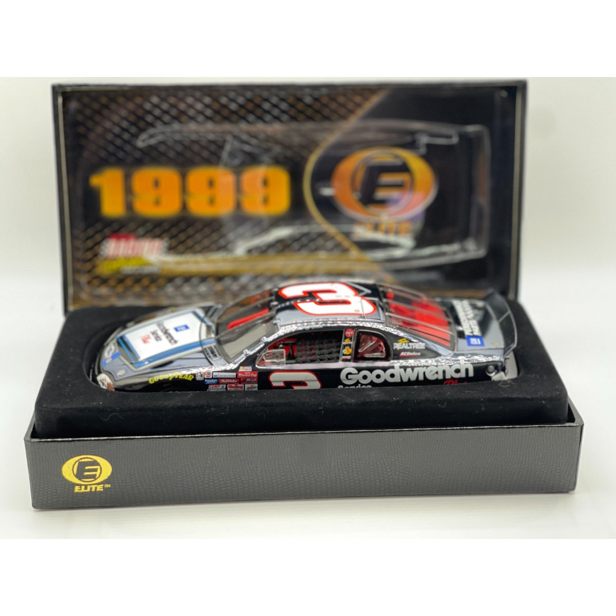 Dale Earnhardt #3 Last Lap of the Century 1999 ELITE Color Chrome 1:24