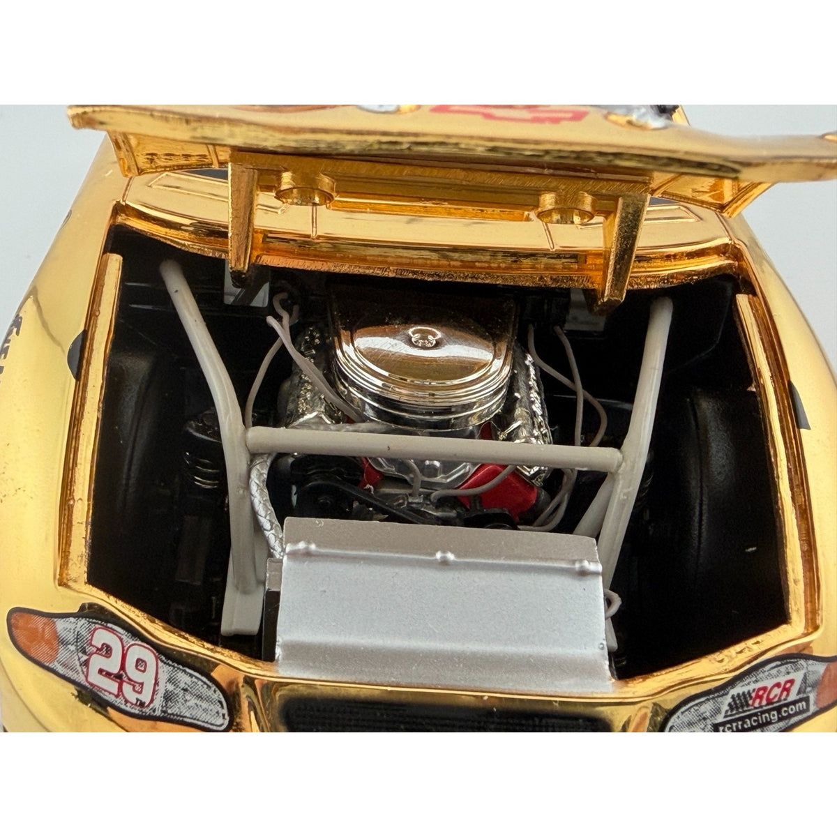 Kevin Harvick #29 GM Goodwrench 2001 Monte Carlo 24K Gold 1:24 1 of 2000