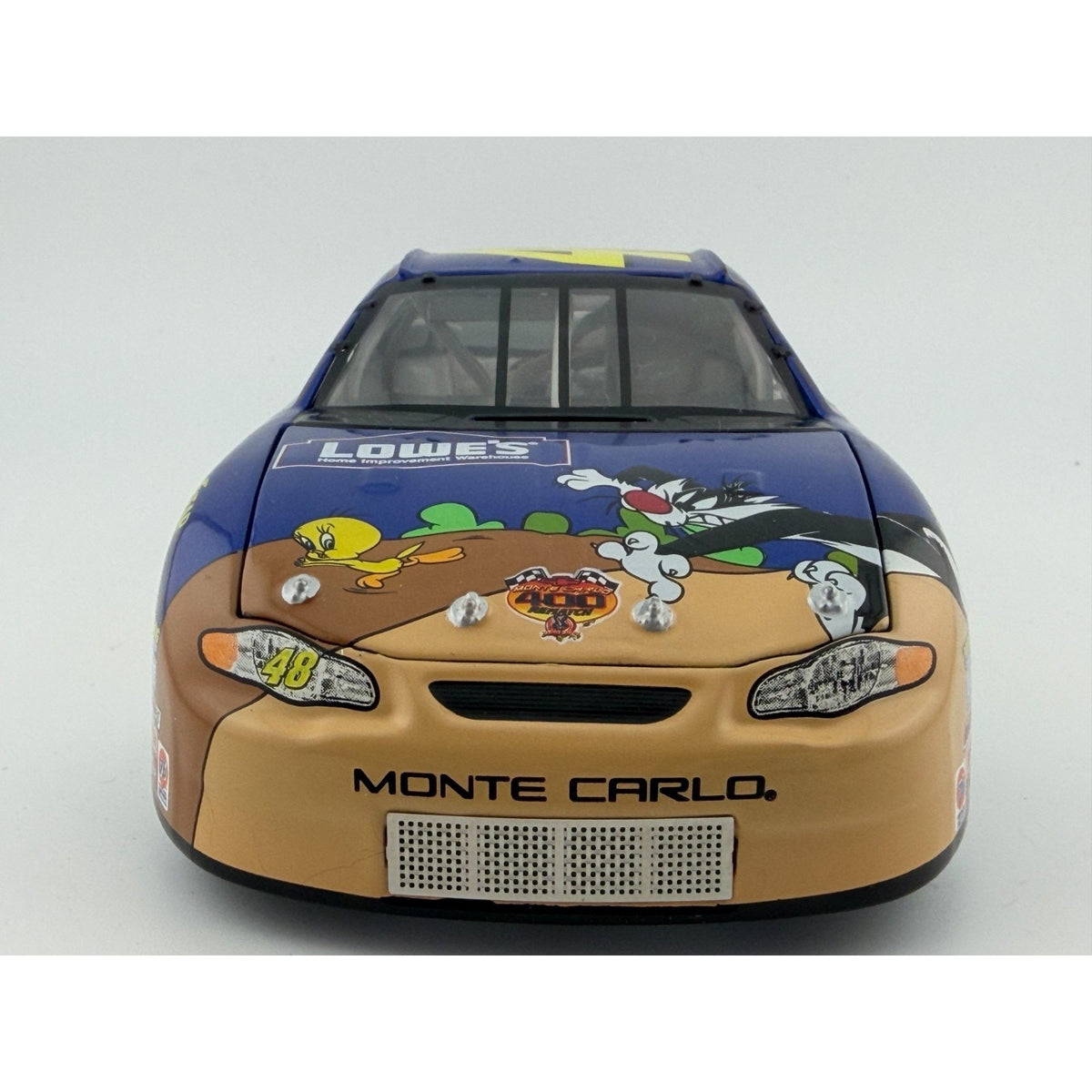 Jimmie Johnson #48 Lowe's Looney Tunes Rematch 2002 Monte Carlo 1/25212 1:24
