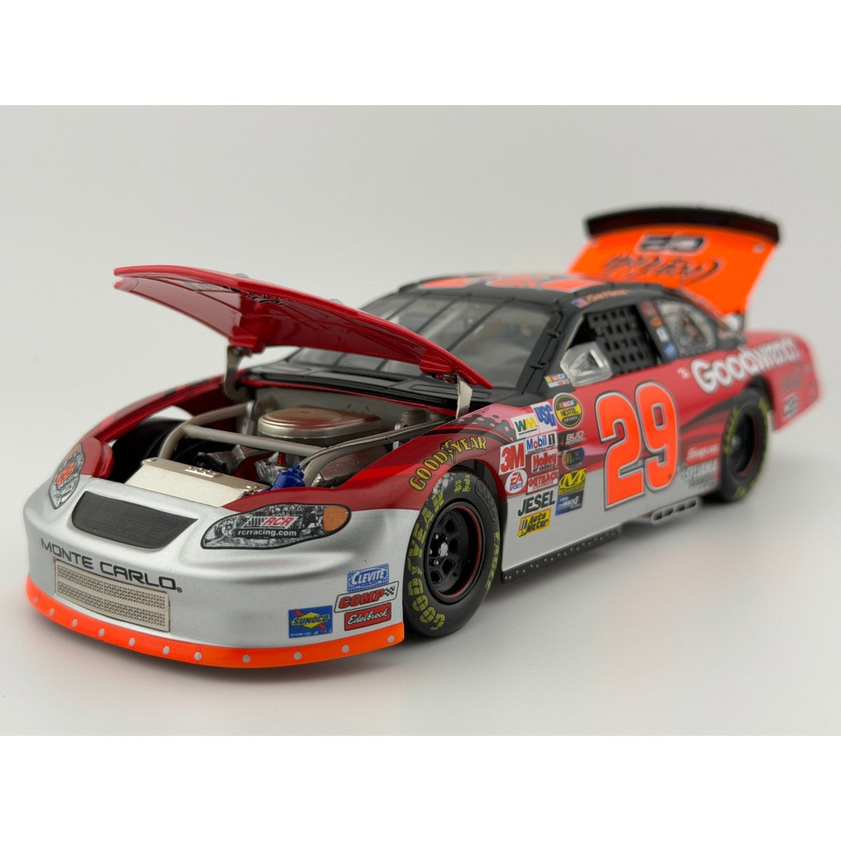 Kevin Harvick #29 GM Goodwrench Coca-Cola C2 2004 Monte Carlo Auto COA 1:24