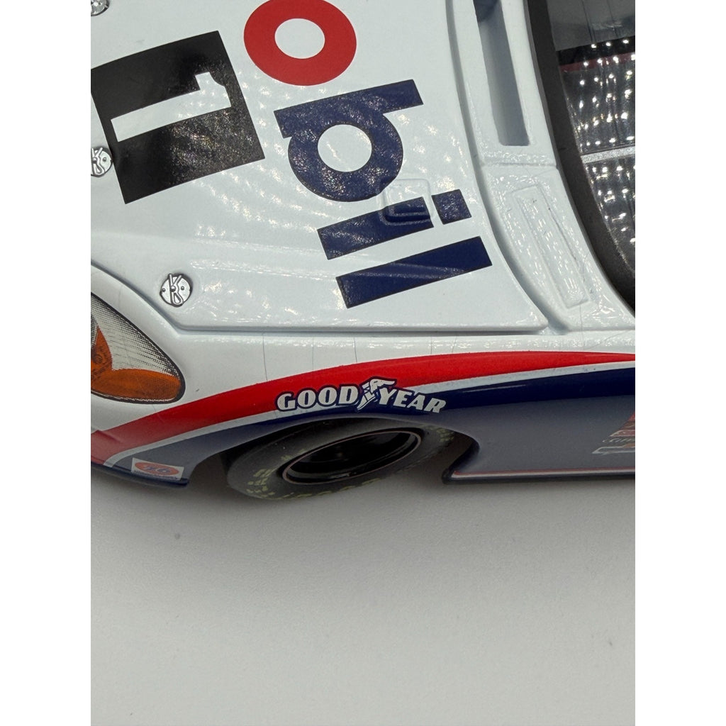 Jeremy Mayfield #12 Mobil 1 2001 Ford Taurus Team Caliber 1/1800 DIN 932