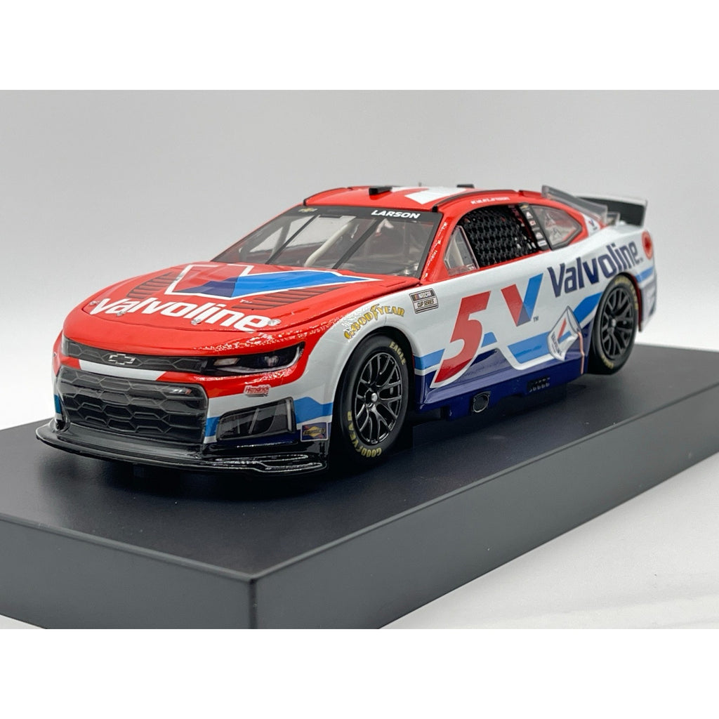 Kyle Larson #5 Valvoline 2026 Chevrolet ELITE 1:24 1/168 DIN 51 NASCAR Diecast