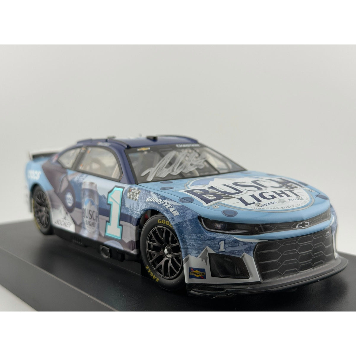 Ross Chastain #1 Busch Light Crocs 2024 Camaro Autographed 1/72 DIN 35