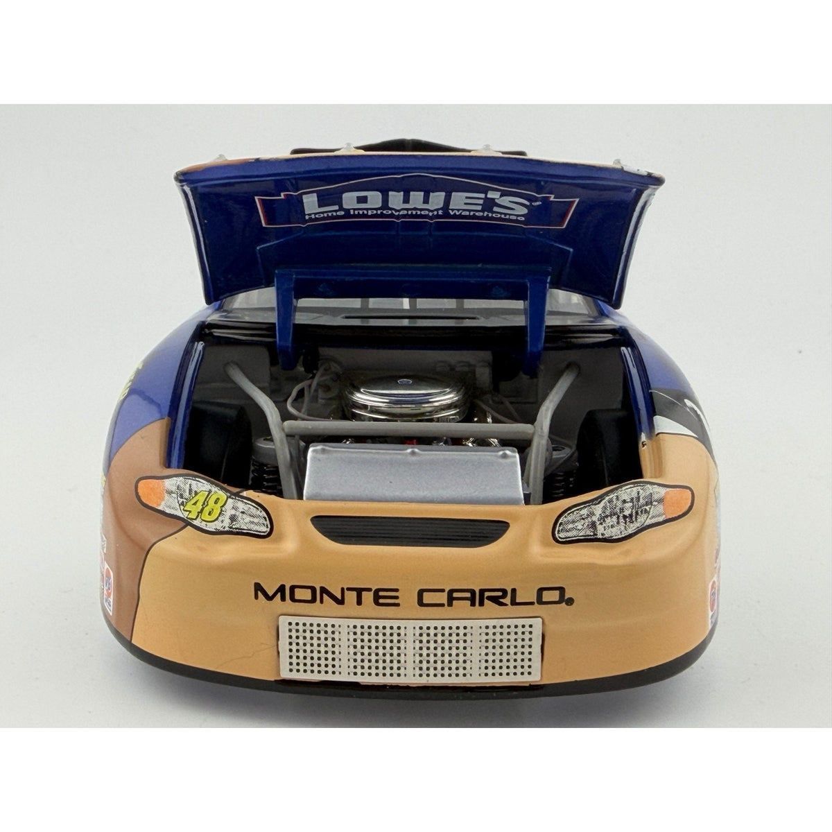 Jimmie Johnson #48 Lowe's Looney Tunes Rematch 2002 Monte Carlo 1/25212 1:24