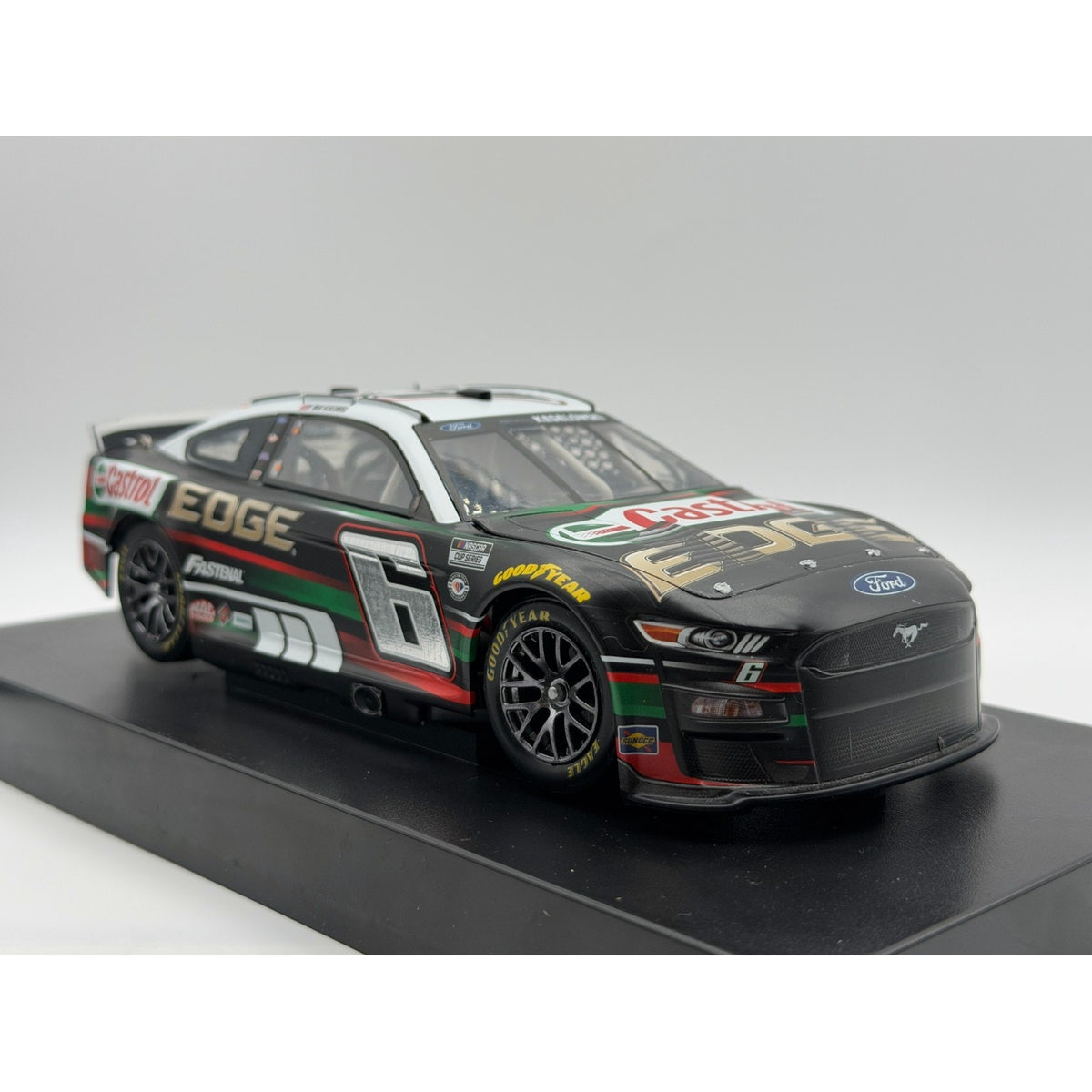 Brad Keselowski #6 Castrol 2023 Mustang Elite 1/103 DIN 95 NASCAR Diecast