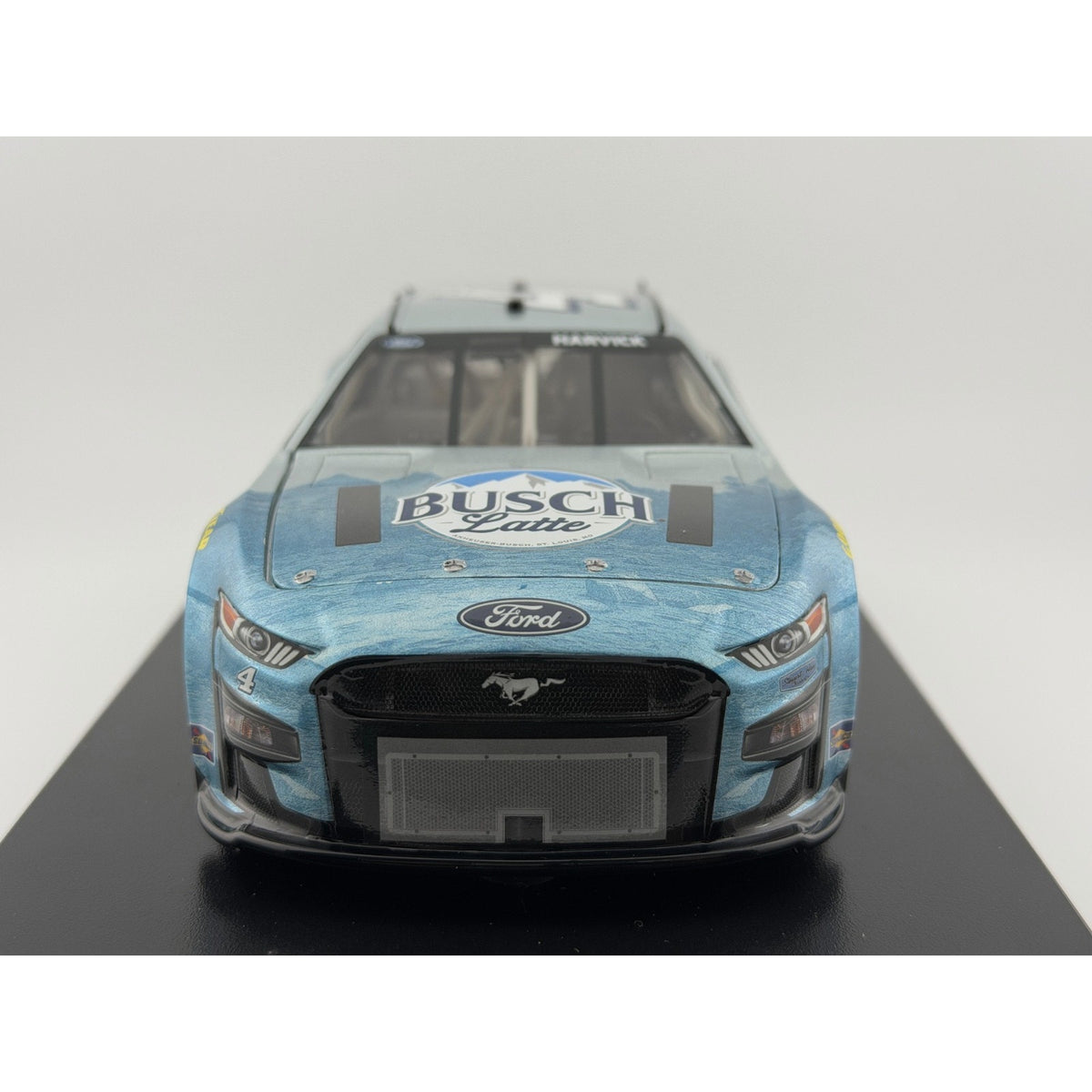 Kevin Harvick #4 Busch Light Latte 2022 Mustang 1:24 1 of 504 DIN 399