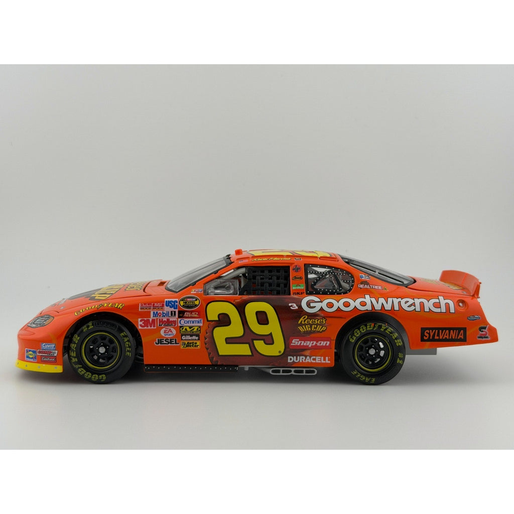 Kevin Harvick #29 GM Goodwrench Reese's Big Cup 2005 Monte Carlo 1:24 1 of 1932