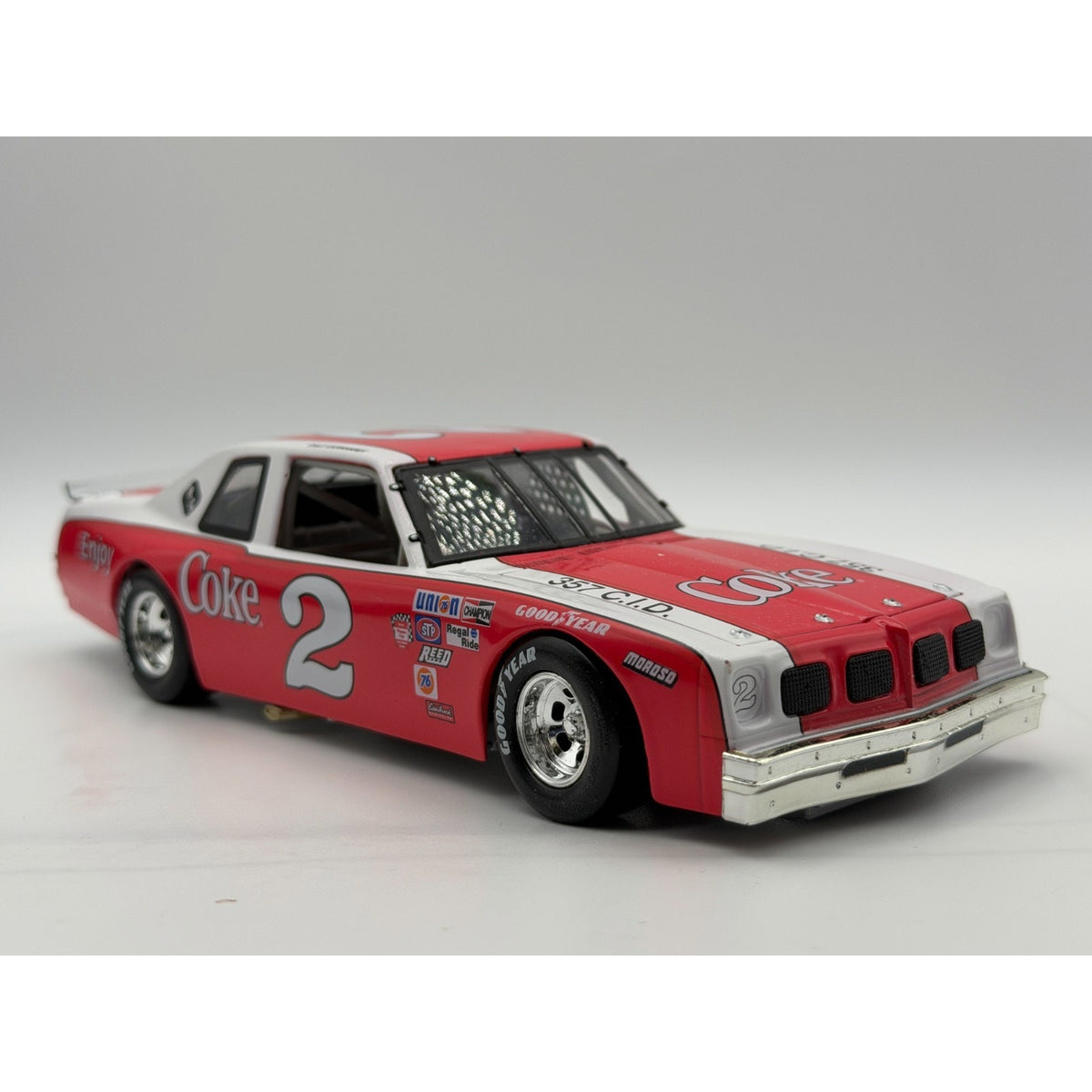 Dale Earnhardt #2 Coke 1980 Ventura NASCAR Diecast 1:24 Action