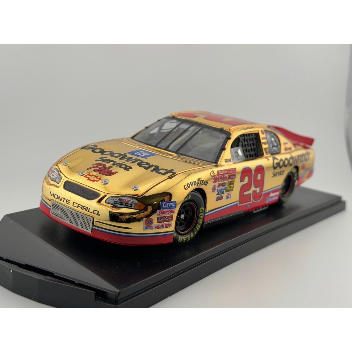 Kevin Harvick #29 GM Goodwrench 2001 Monte Carlo 24K Gold 1:24 1 of 2000