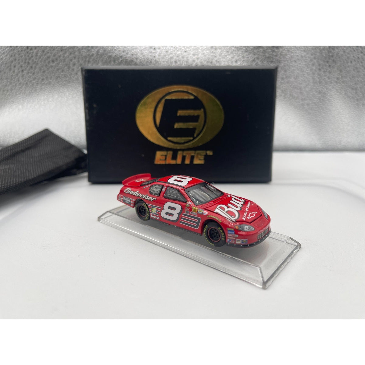 RCCA ELITE 1:64 Dale Earnhardt Jr. #8 Budweiser 2004 Chevy Monte Carlo 1 Of 2,400