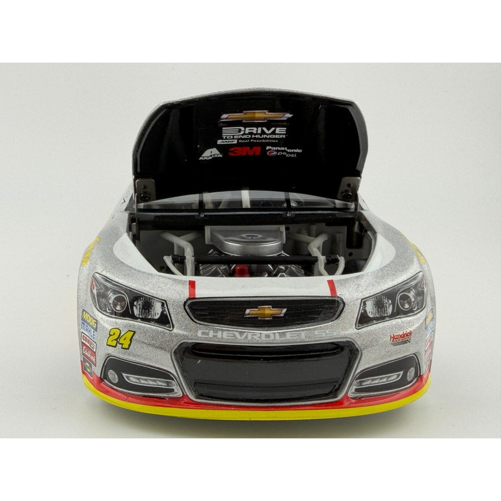 Jeff Gordon #24 3M Raceday 2015 Chevrolet SS 1:24 1/1705 DIN 1603