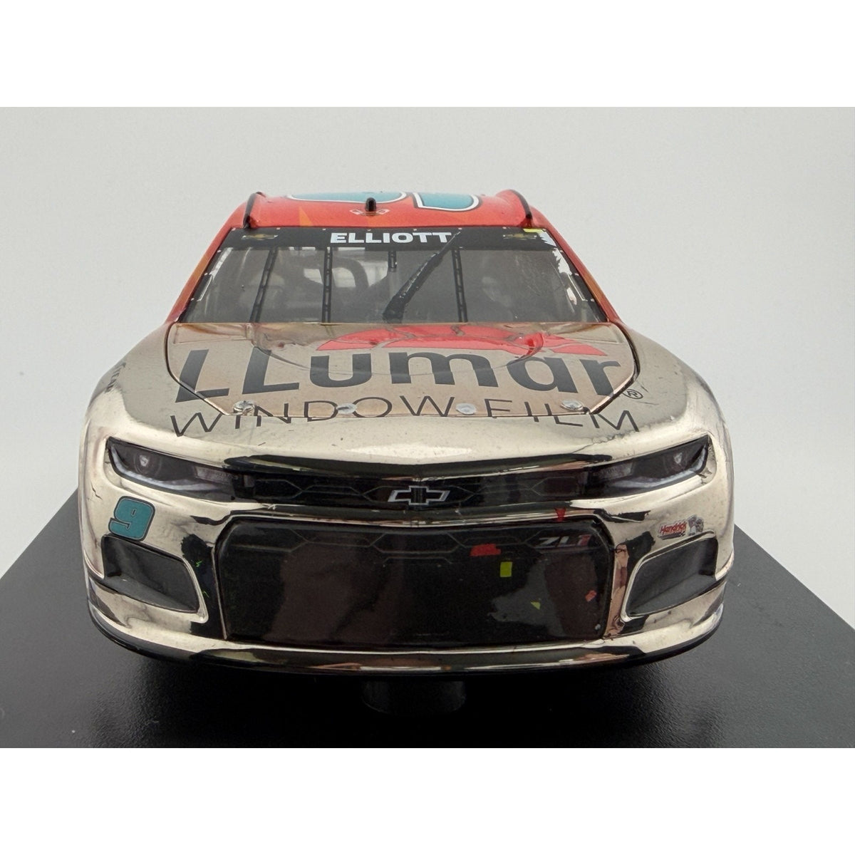 Chase Elliott #9 Llumar COTA Win 2021 Camaro ZL1 Elite Color Chrome 1/141 DIN 39