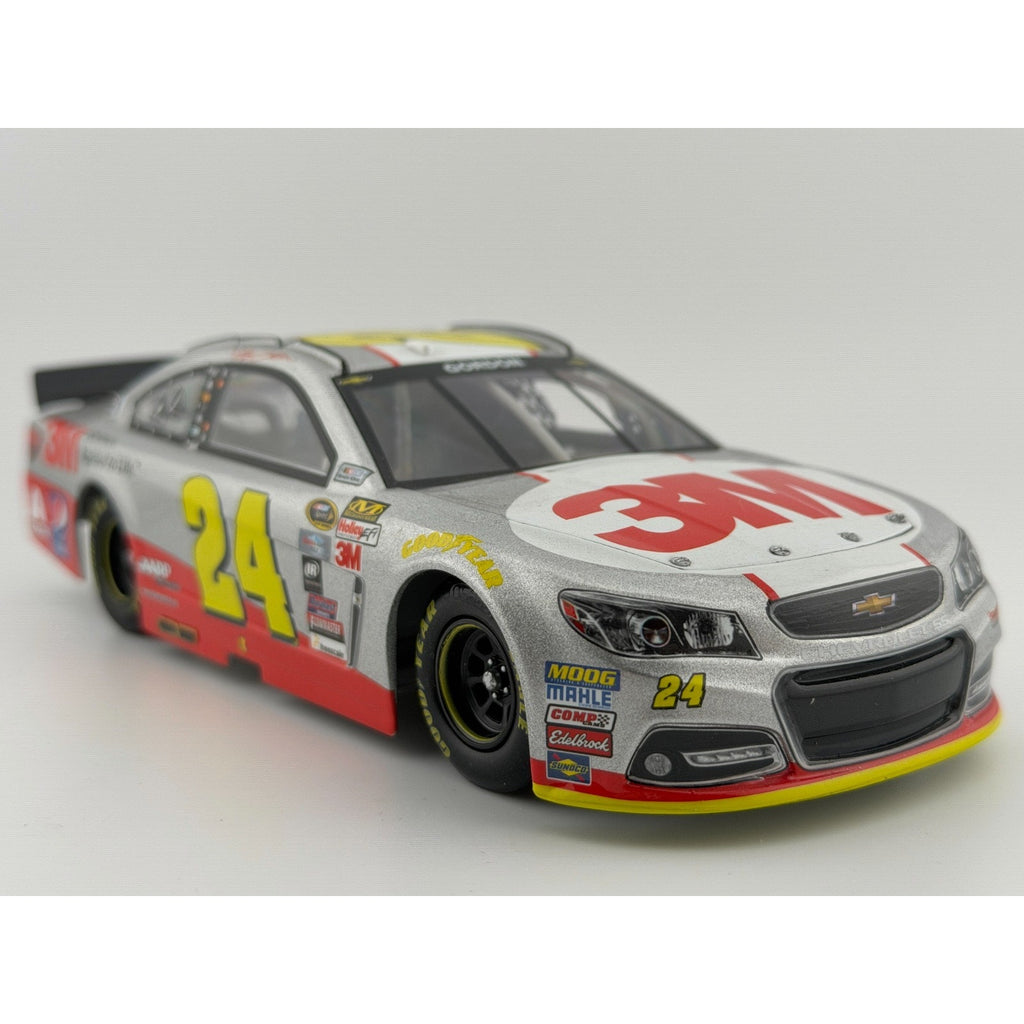 Jeff Gordon #24 3M Raceday 2015 Chevrolet SS 1:24 1/1705 DIN 1603