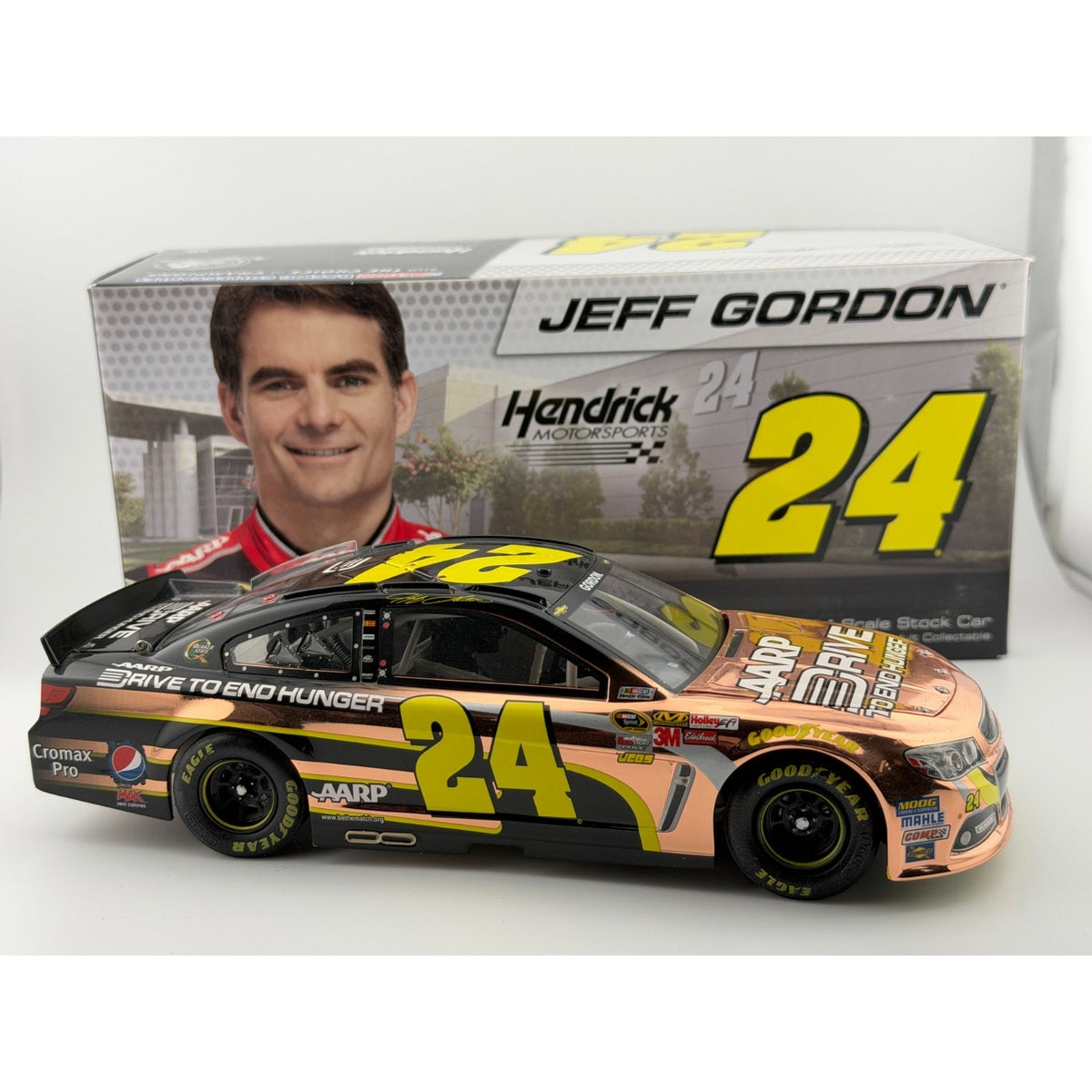 Jeff Gordon #24 2013 AARP Drive to End Hunger Copper 1/224 DIN 203 1:24