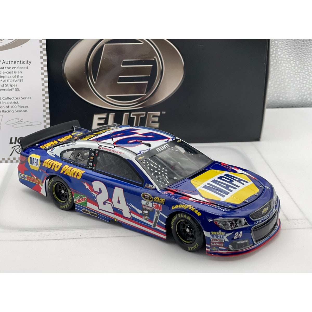 Chase Elliott #24 Napa Patriotic 2016 SS ELITE 1 of 100