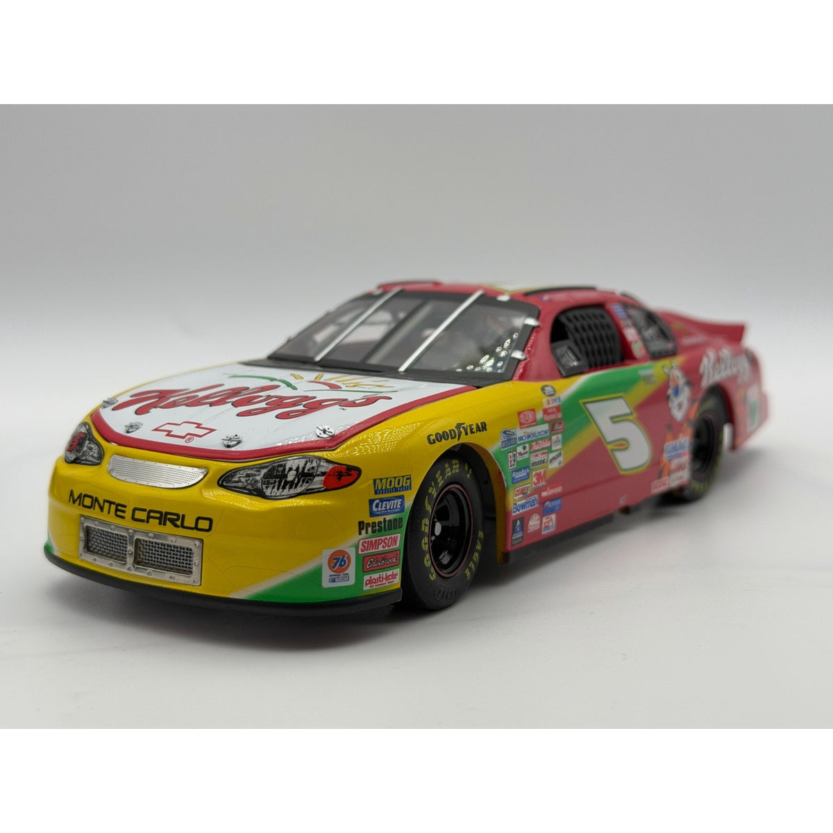 Terry Labonte #5 Kellogg's 2000 Monte Carlo Team Caliber 1/2340 DIN 506