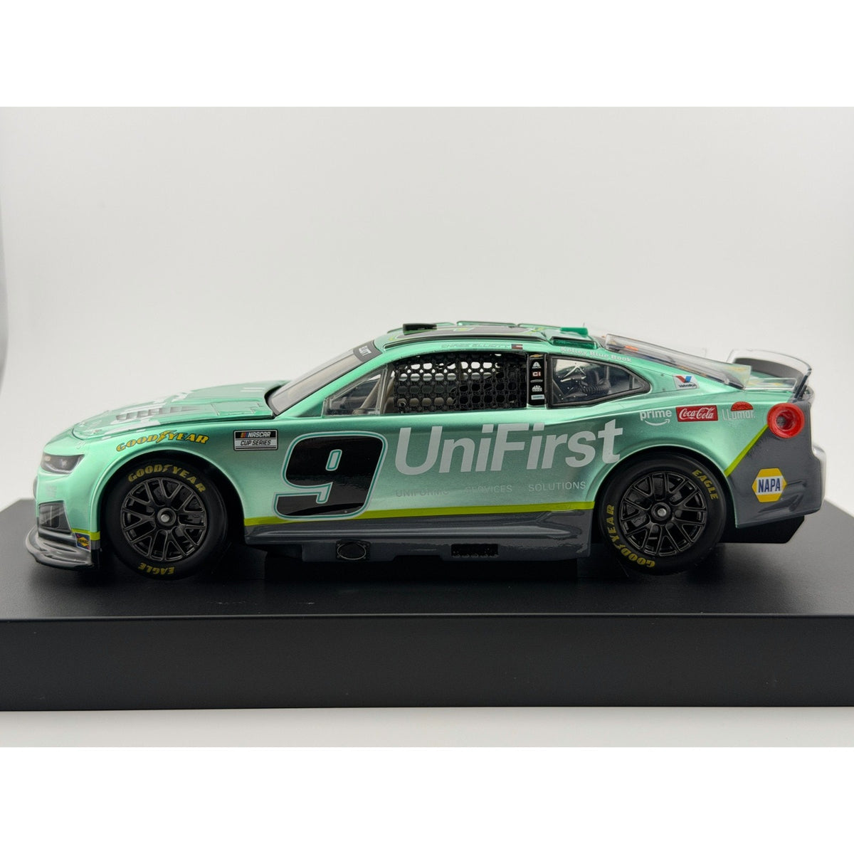 Chase Elliott #9 UniFirst 2026 Chevrolet Camaro Liquid Color 1 of 48 DIN 29
