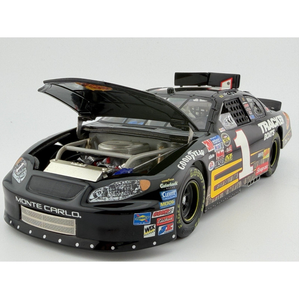 Martin Truex Jr. #1 Bass Pro Shops 2005 Monte Carlo RCCA Club Car 1/288 DIN 215