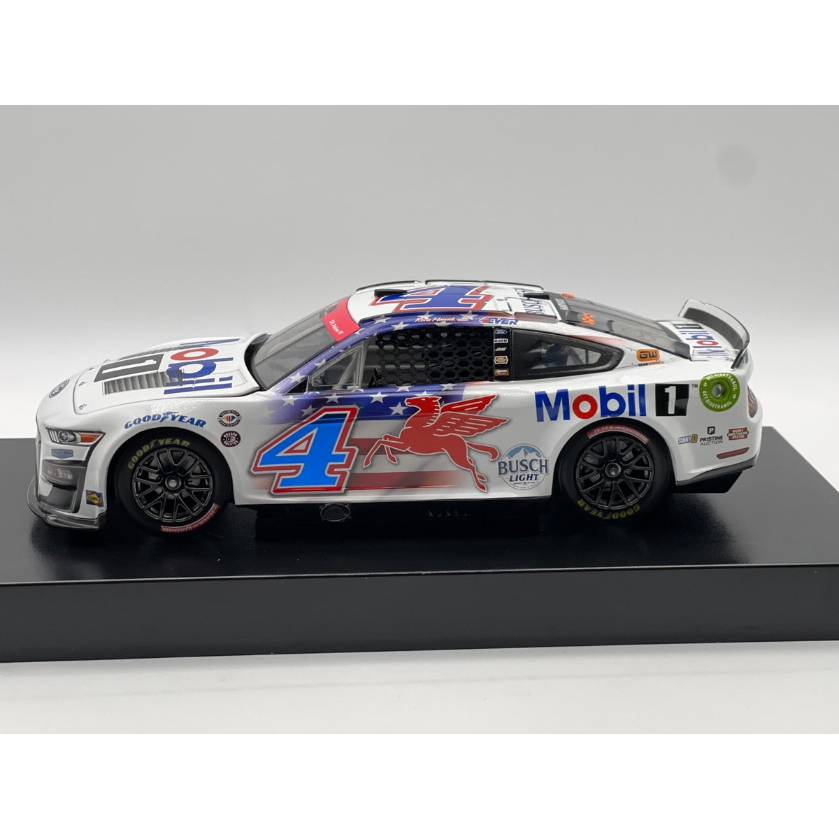 Kevin Harvick #4 Mobil 1 Salutes 2023 Mustang 1:24 NASCAR 1/504 DIN 64