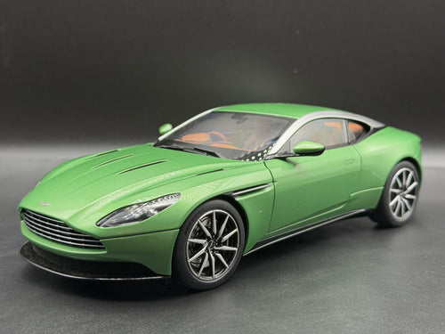 AUTOart DB11 Appletree Green original photo IMG_2088