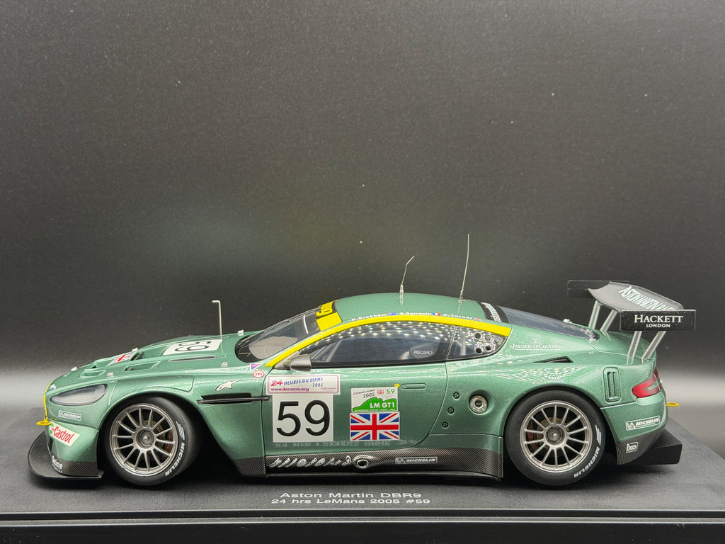 AUTOart DBR9 #59 original photo IMG_2052