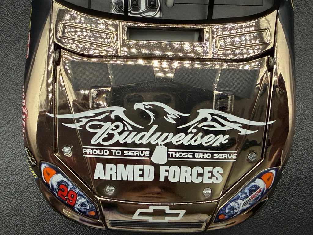 Kevin Harvick #29 Budweiser Military Tribute 2011 Impala RCCA Elite White Gold 1:24, hood detail