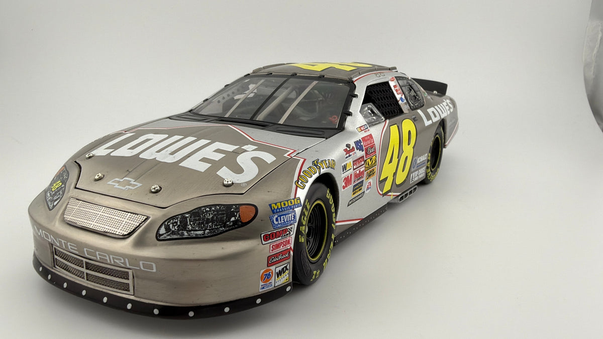 Jimmie Johnson #48 Lowe's 2003 Monte Carlo ELITE Metal 1/1600 DIN 330 — photo 4