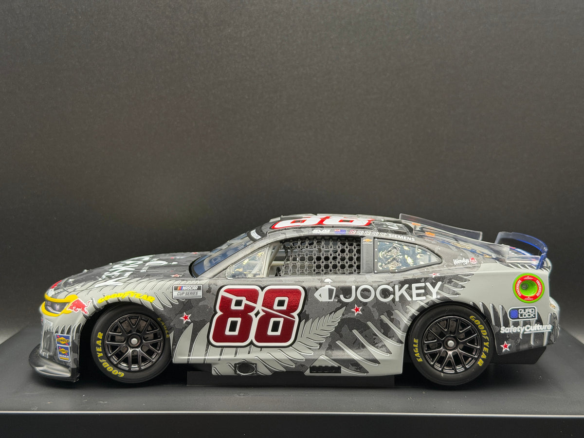 Shane van Gisbergen #88 Jockey New Zealand 2025, original photograph IMG_2406