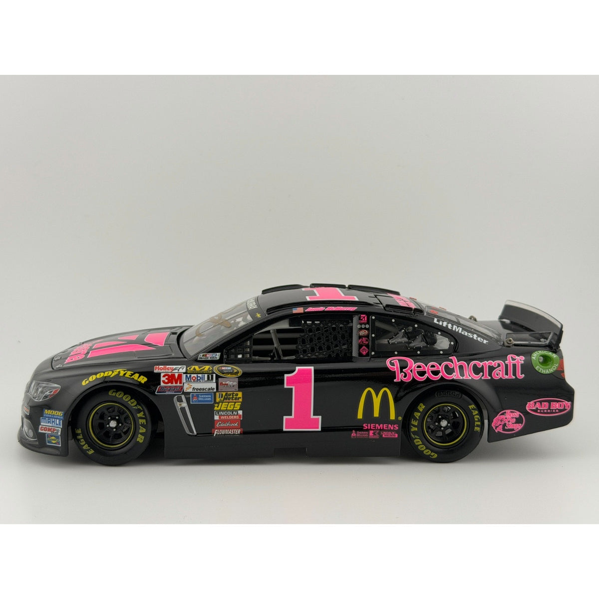 Jamie McMurray #1 Cessna Breast Cancer 2014 Chevy SS Autographed 1/144 DIN 115