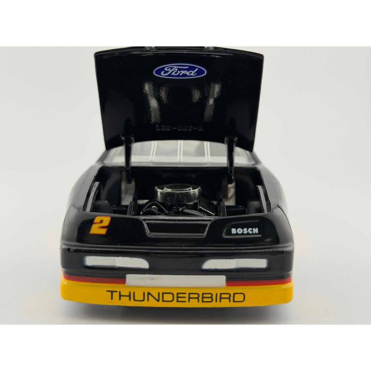Rusty Wallace #2 Miller Genuine Draft 1995 Ford Thunderbird Limited Edition 1:24