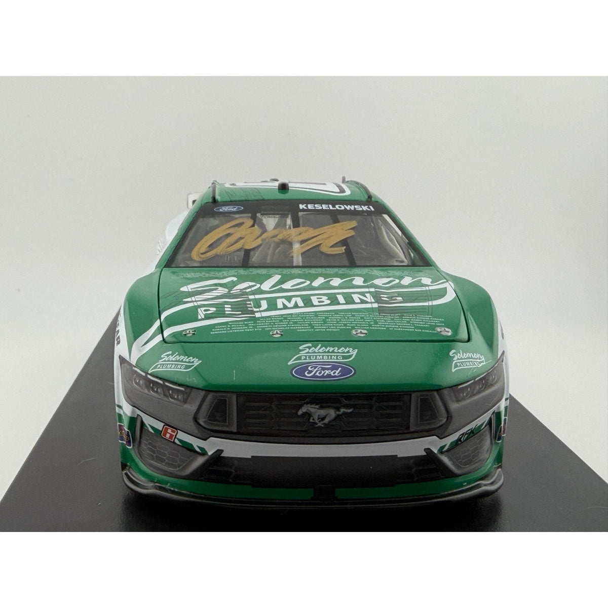 Brad Keselowski #6 Solomon Plumbing Veterans 2024 Mustang Autographed 1/144 DIN 76