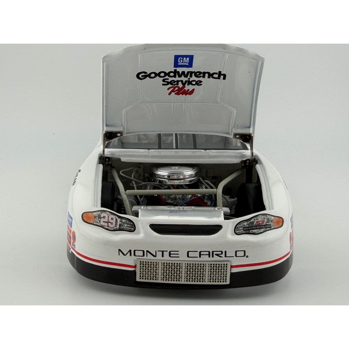 Kevin Harvick #29 GM Goodwrench Black 2001 Monte Carlo Action 1/33000 1:24