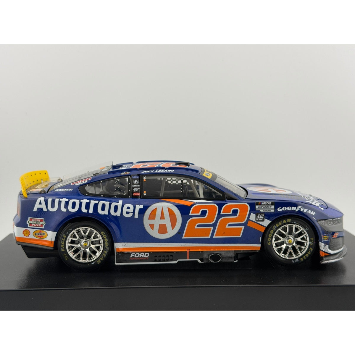 Joey Logano #22 AutoTrader Atlanta Win 2024 Mustang ELITE 1:24 1/131 DIN 41
